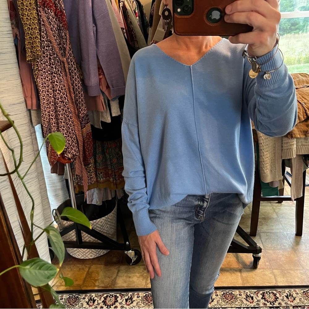 Zenana Sz L V-neck Pastel Feminine Sweater